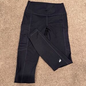 Black 7/8 Fabletics Powerhold Leggings with Pockets